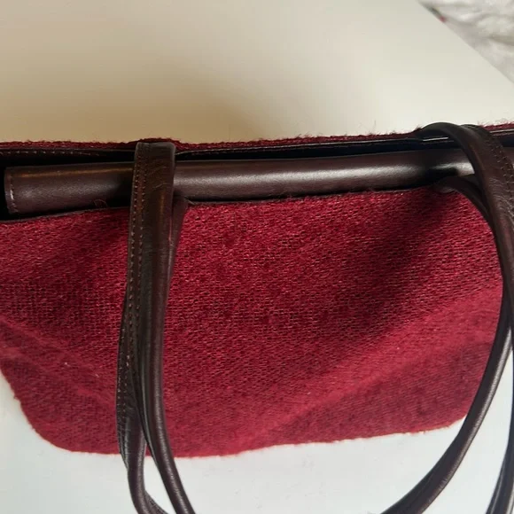 Vintage Kenneth Cole Maroon Red Wool with Dark Leather Trim Shoulder bag - Picture 7 of 11